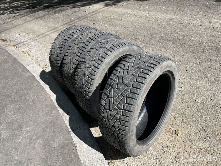Pirelli Ice Zero 245/45 R19