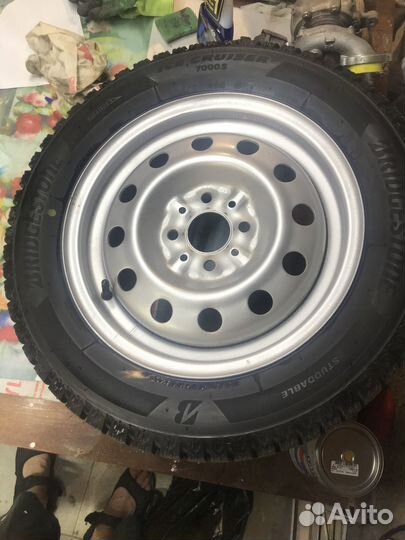 Bridgestone Ice Cruiser 7000 185/60 R14