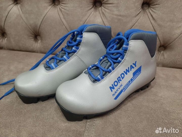 Беговые лыжи