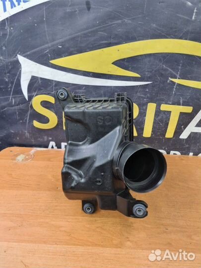 Корпус воздушного фильтра Kia Soul 3 G4NH