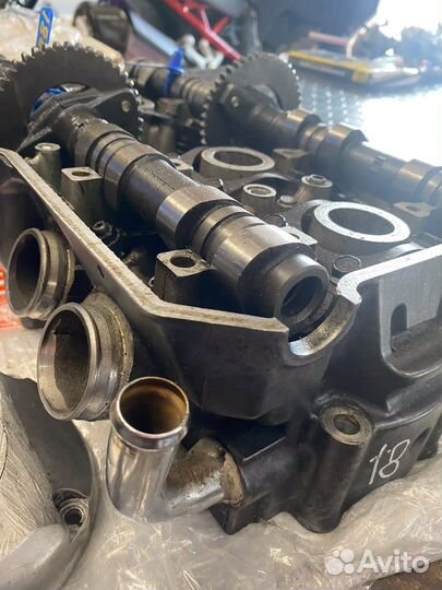 Головка двигателя Honda CB1000 1998 год