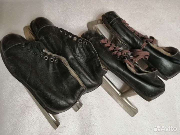 Коньки для мальчика 35 и 38 р
