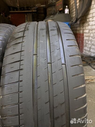 Michelin Pilot Sport 3 235/45 R18 98Y