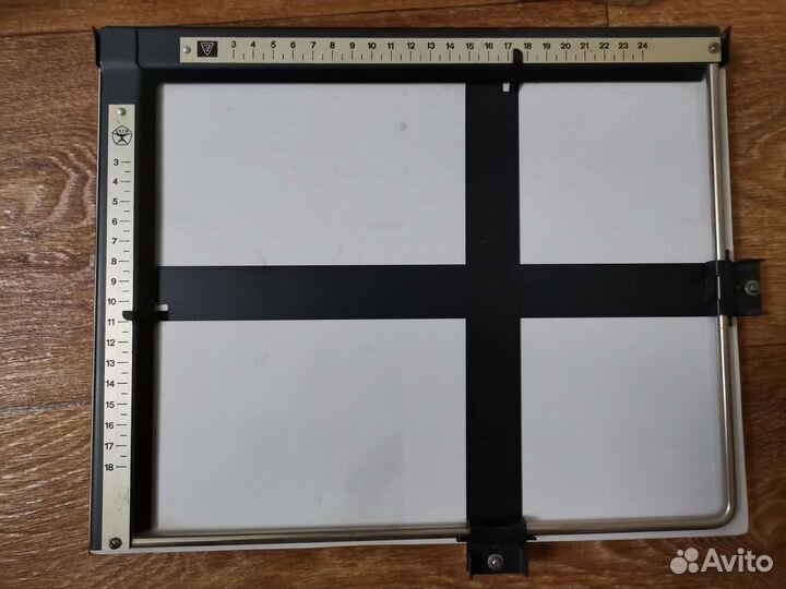 Кадрирующая рамка 18*24