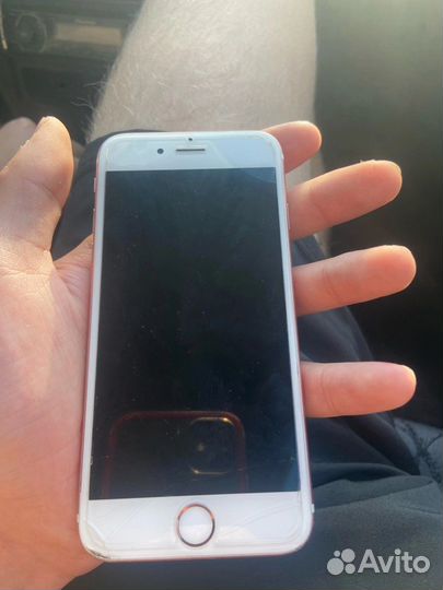 Телефон iPhone 6s