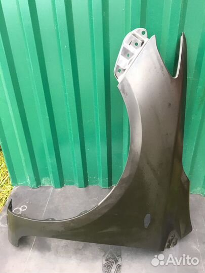 Крыло левое Toyota Corolla 06-13