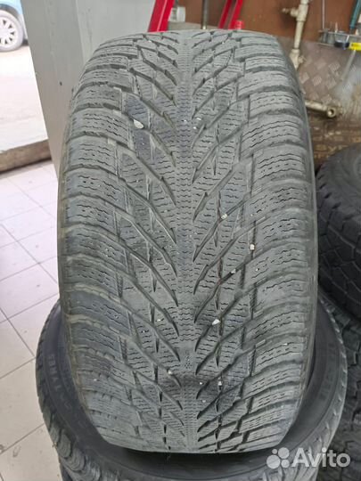 Nokian Tyres Hakkapeliitta R3 2.25/40 R19 26J