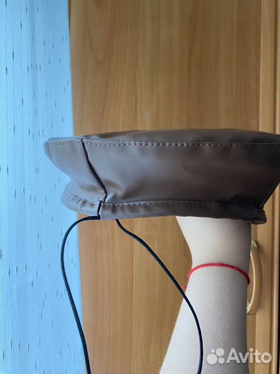 Кожаный берет