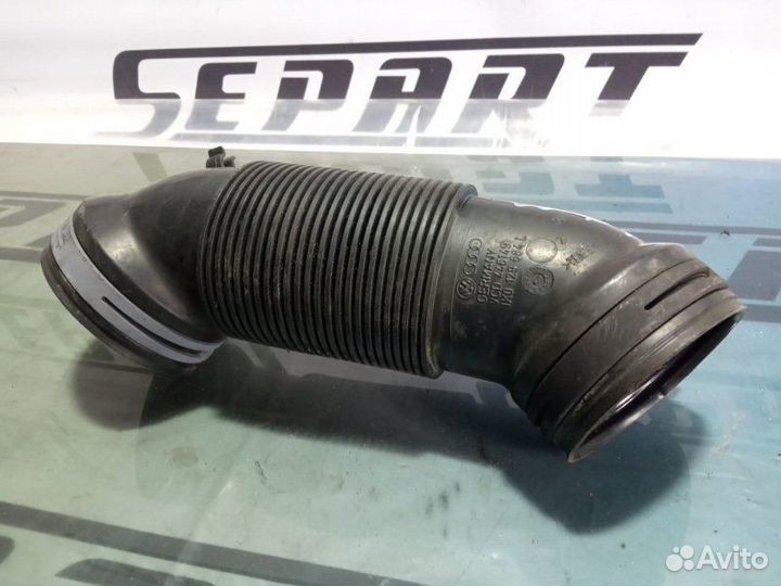 Патрубок воздушного фильтра Volkswagen Passat B7