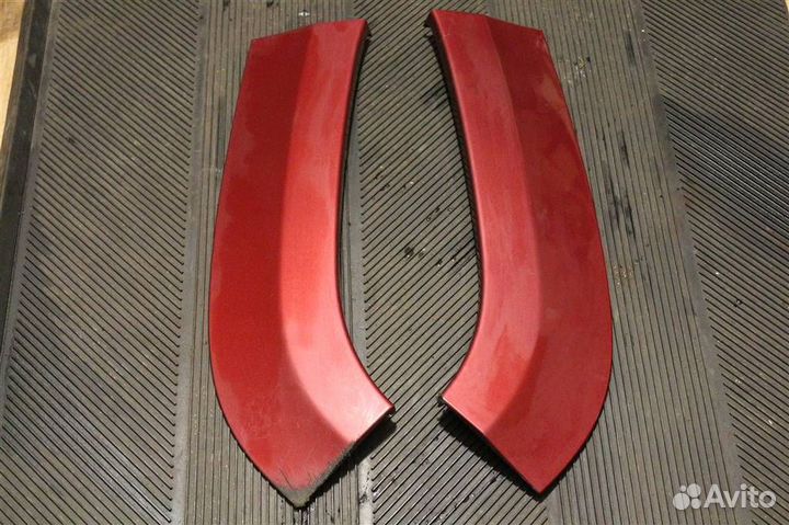 Молдинг переднего крыла правый Jeep Grand Cheroke