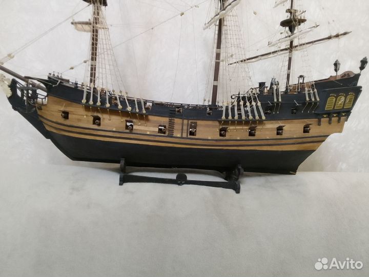 Модель корабля 