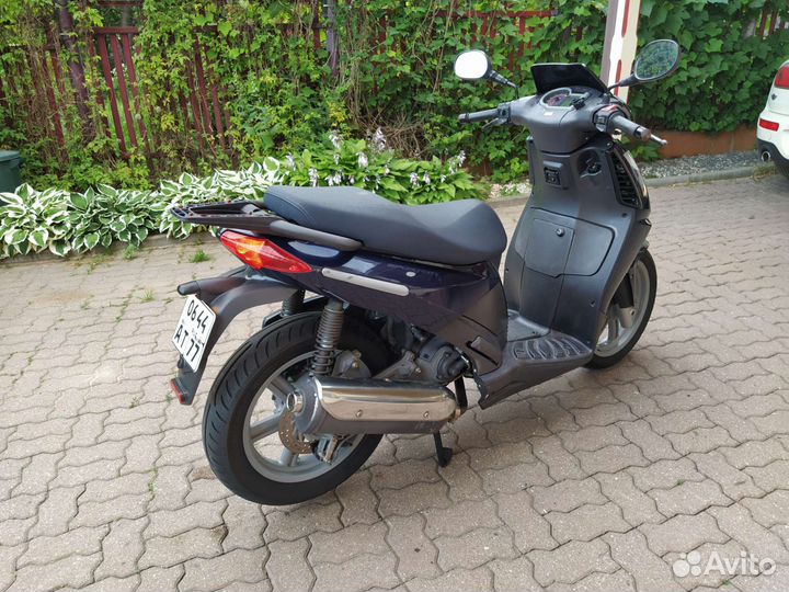 Aprilia Sportcity 200