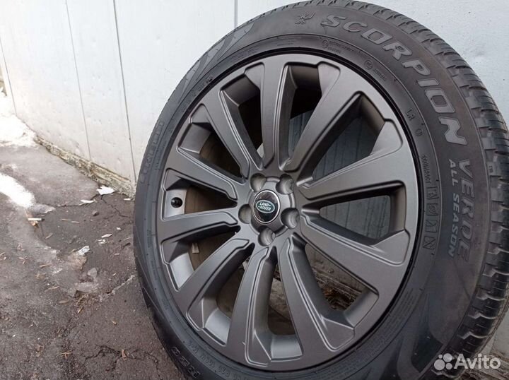 Комплект на Range Rover Velar R20, оригинал