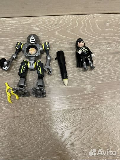 Мега робот Playmobil с секретным агентом