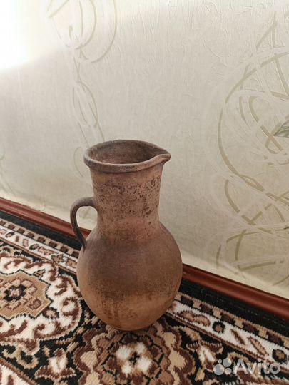 Старинные глиняные горшки