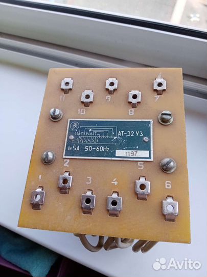 Автотрансформатор ат-32 У3