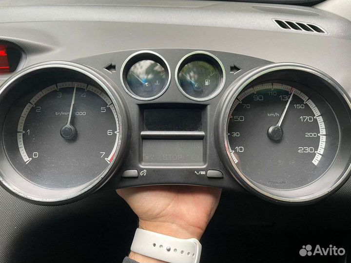 Приборная панель peugeot 308