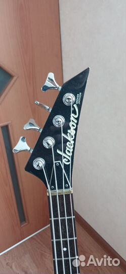 Бас Jackson Japan