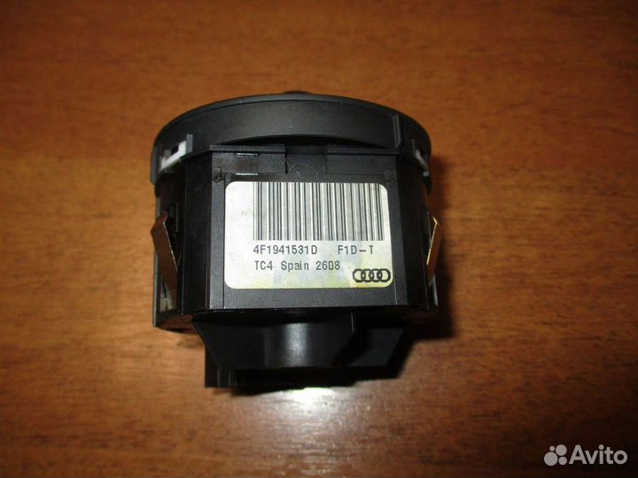 Переключатель света фар Audi Q7 (4L)