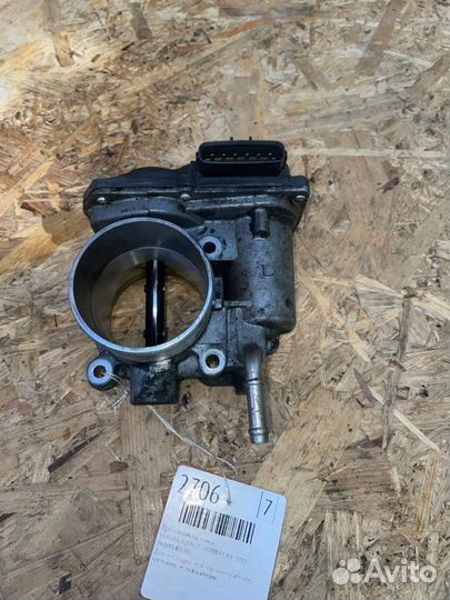 Дросельная заслонка Toyota Avensis универсал D4D