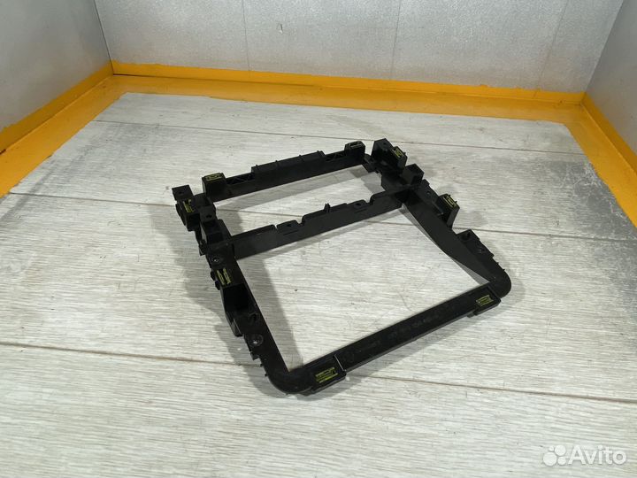 Рамка магнитофона Volkswagen touran