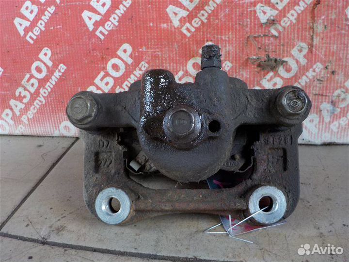 Суппорт тормозной задний левый Hyundai Tucson (W5)