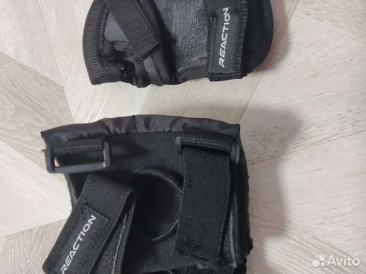 Шлем,защита для роликов