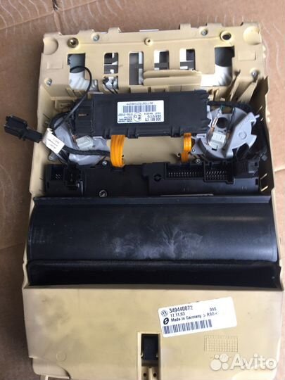 Плафон салона Volkswagen Phaeton (1825)