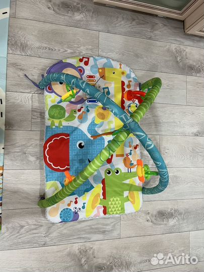 Развивающий коврик