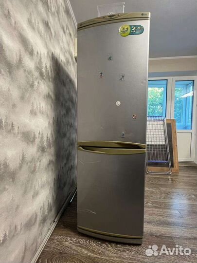 Холодильник на запчасти
