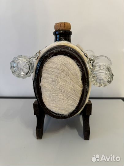 Бочонок с рюмками