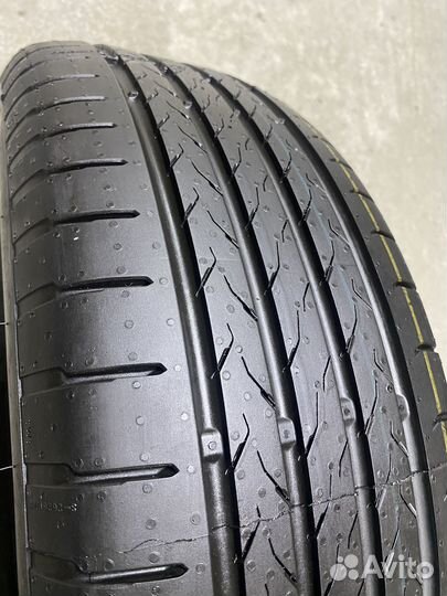 Continental ContiEcoContact 6 215/60 R17