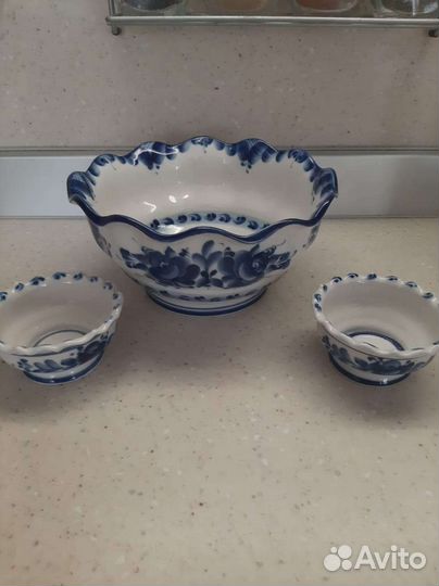 Набор большая ваза и 2 маленькие гжель