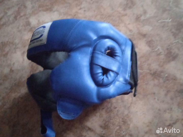 Боксерский шлем