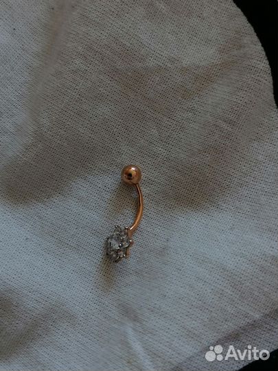 Пирсинг в пупок