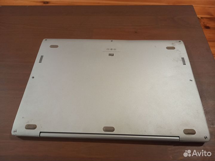 Ноутбук Xiaomi Mi Notebook Air 12.5