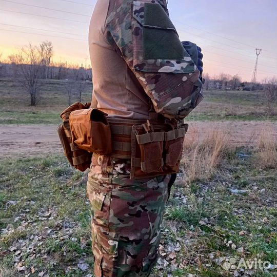 Тактический пояс с подсумками