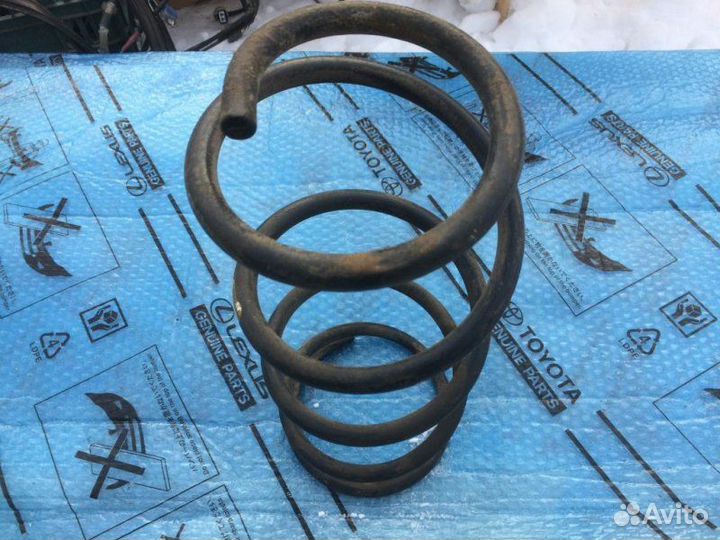 Пружина задняя Lexus Lx570 5.7 2017