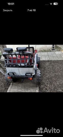 Детская машина perego