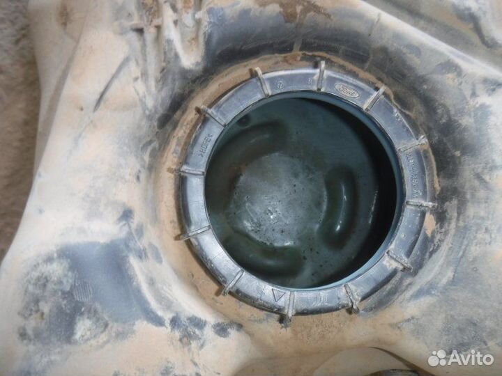 Топливный бак Ford Focus 2 shdb 2007