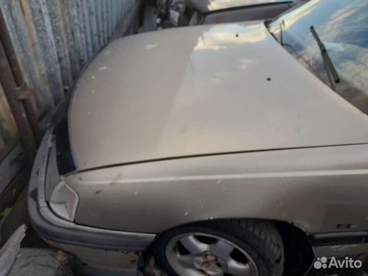 Фары передние на opel омега А