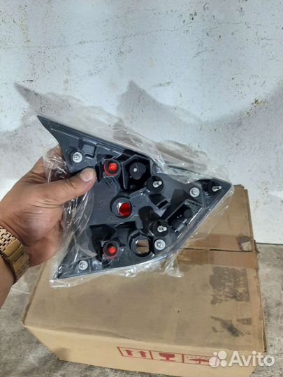 Фонарь задний правый Nissan X-Trail T32