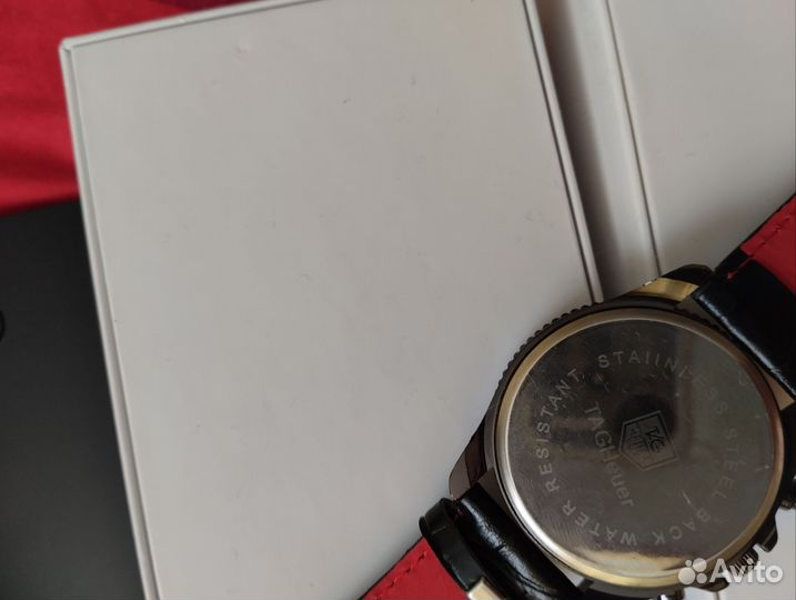 Наручные часы