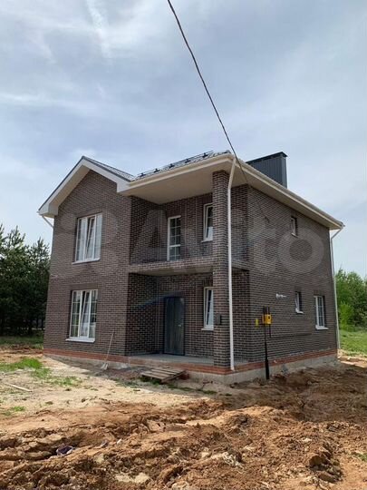 Коттедж 156 м² на участке 10 сот.