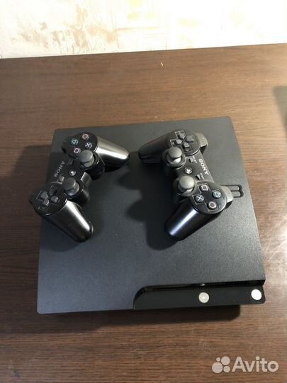 Sony Playstation 3 slim прошитая, 2 геймпада 500Gb
