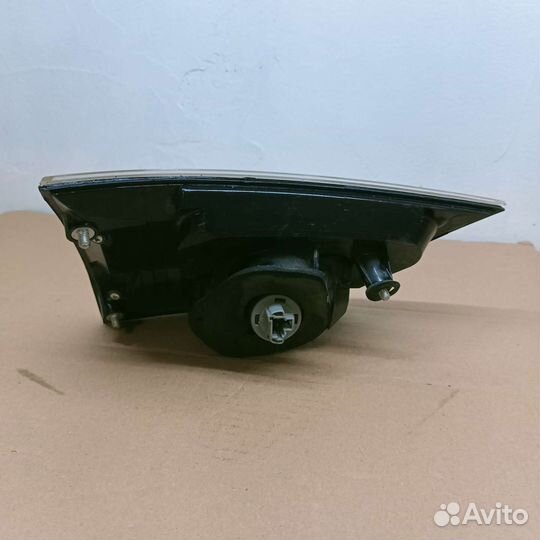 Фонарь задний правый Mitsubishi Outlander 2