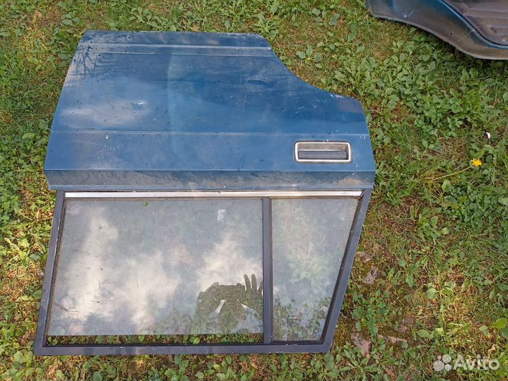 Двери задние левая и правая (в сборе)