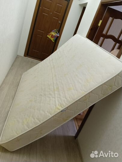 Матрас 160х200 бу