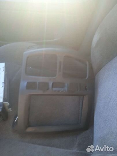 Магнитола и усилитель с рамкой санта фе