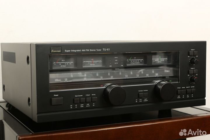 Тюнер Sansui TU-X1